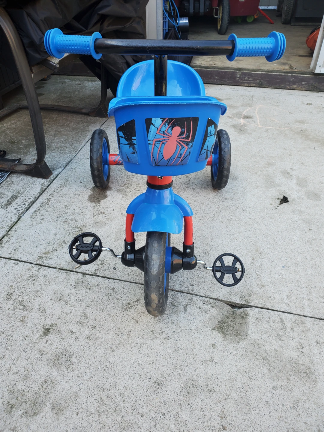 Huffy Spider-Man Tricycle - photo 2