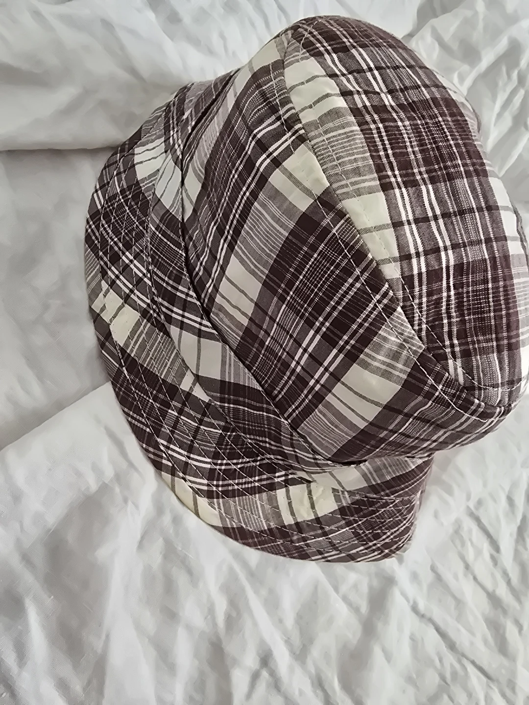 🏈Levi's Plaid Bucket Hat