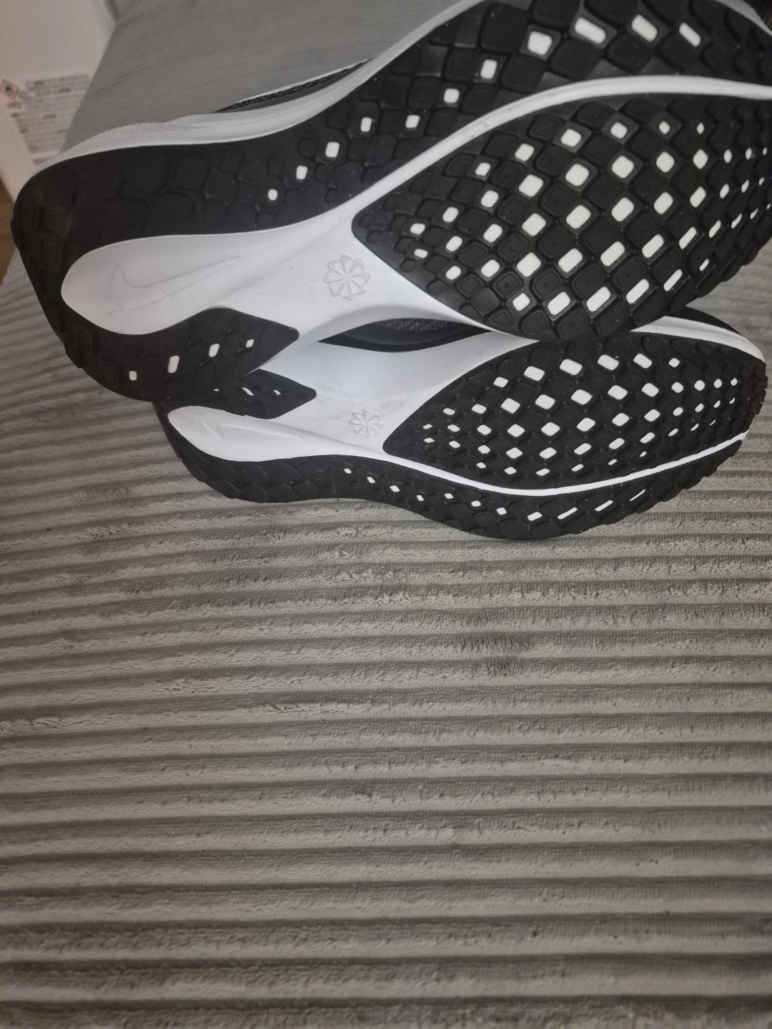 BNIB)Nike Size 7 Air Zoom Pegasus 41 Wmns Running Shoes - photo 2