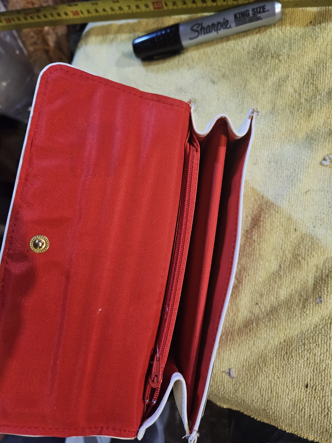 Red and White Bifold Wallet Clutch - photo 4