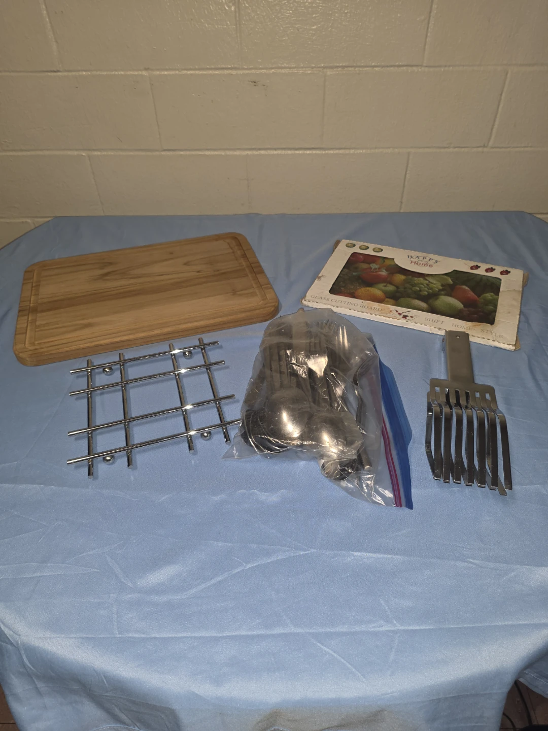 Kitchen Utensils Set with Bamboo Cutting Board
