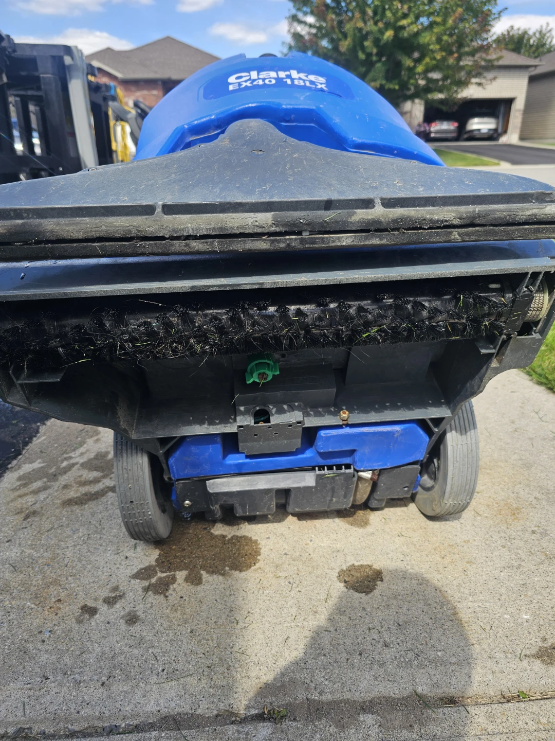 Clarke EX40 18LX Carpet Extractor - photo 3