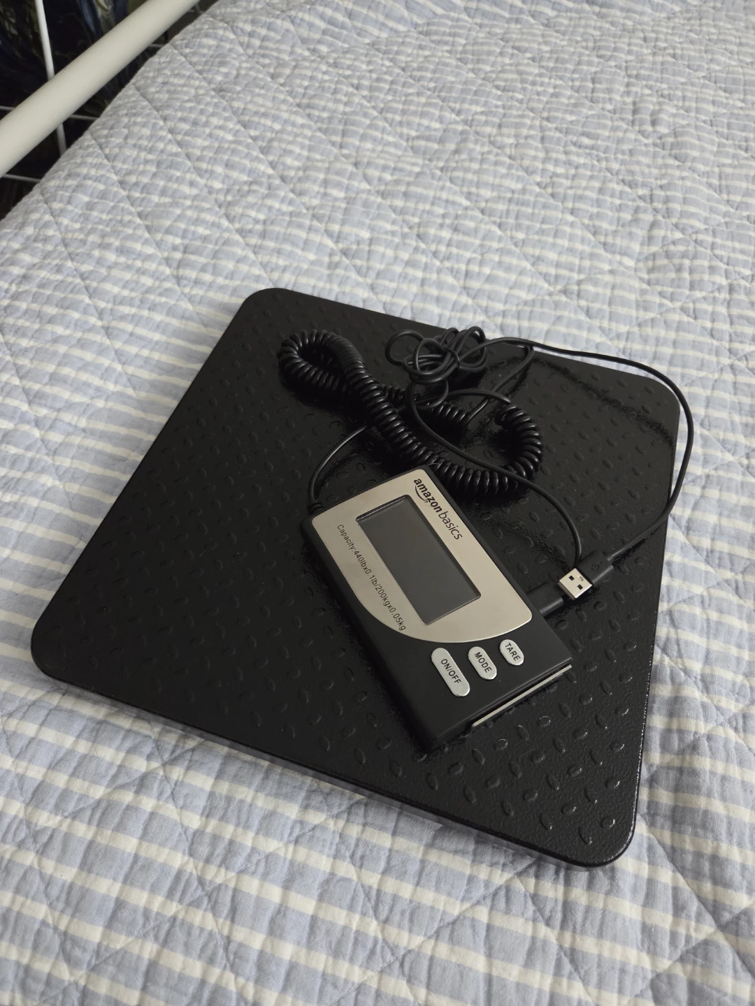 Amazon Basics Digital Scale 440lbs/200kg