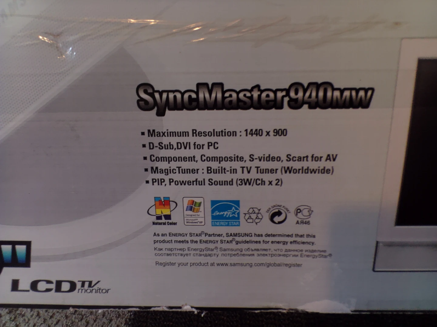 Samsung SyncMaster 940MW LCD Monitor - photo 3