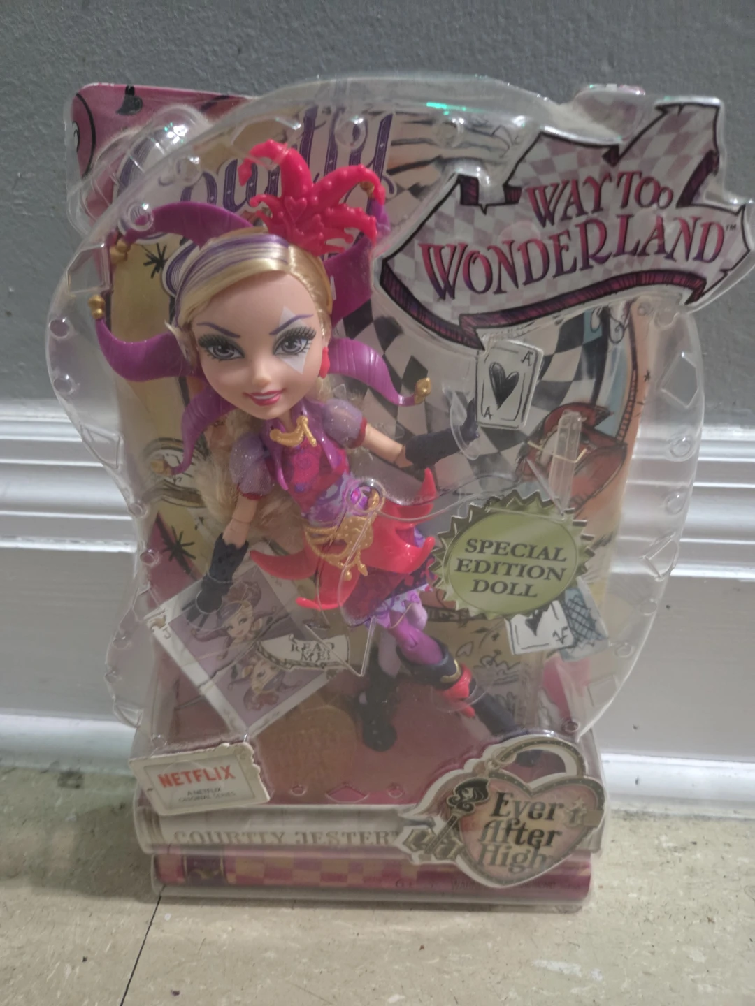 Ever After High Way Too Wonderland Courtly Jester Doll - photo 3