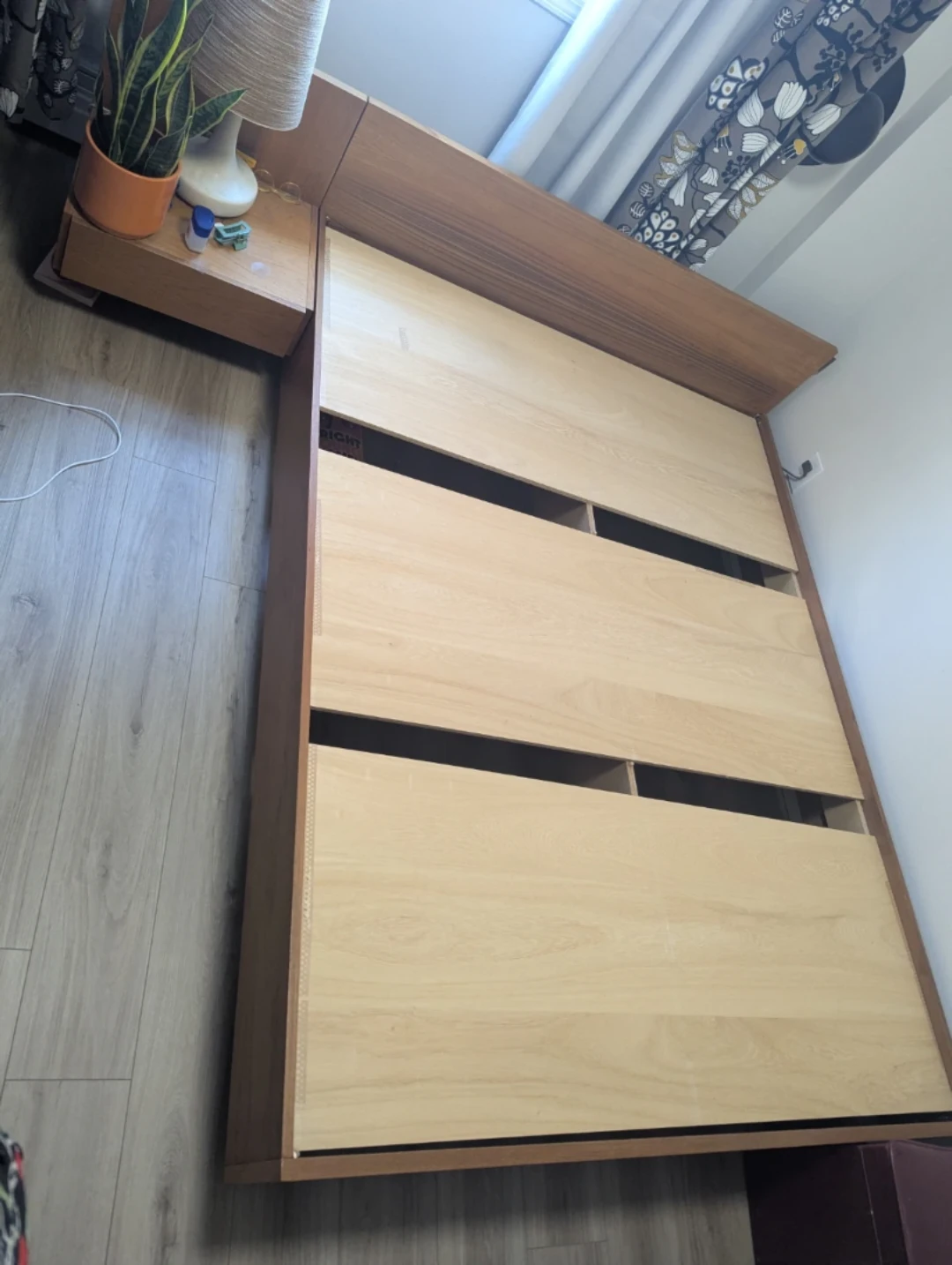 Modern Wood Bed Frame with Integrated Nightstand