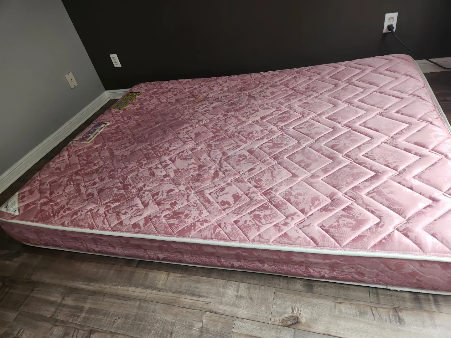 Perma Flex International Queen Size Mattress - photo 3