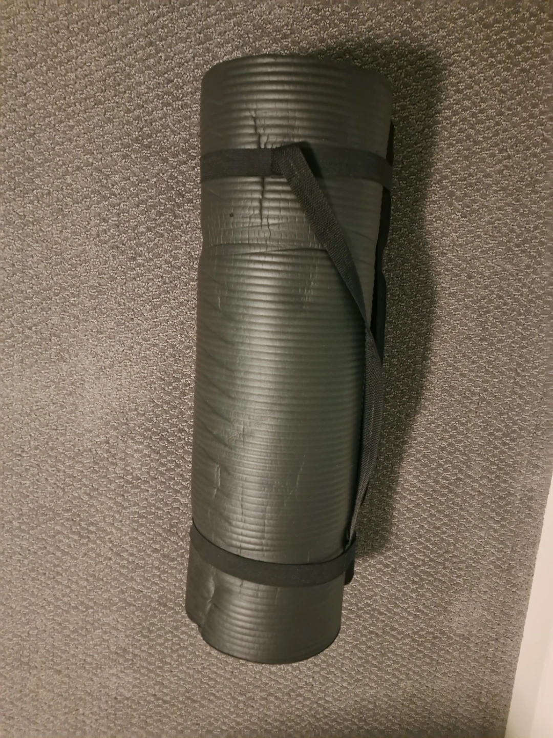 Yoga matt with strap