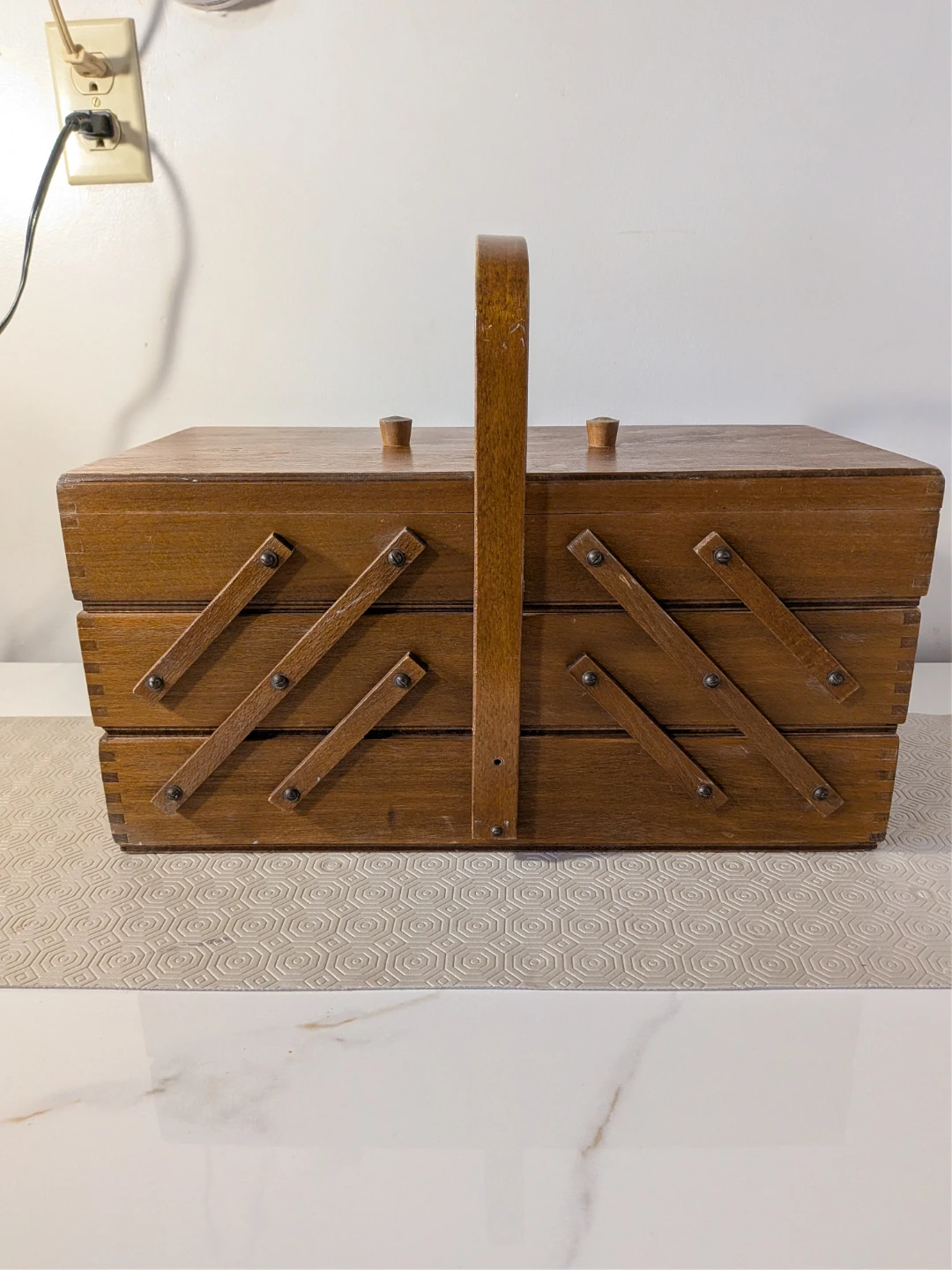 Wooden Cantilever Sewing Box - photo 2