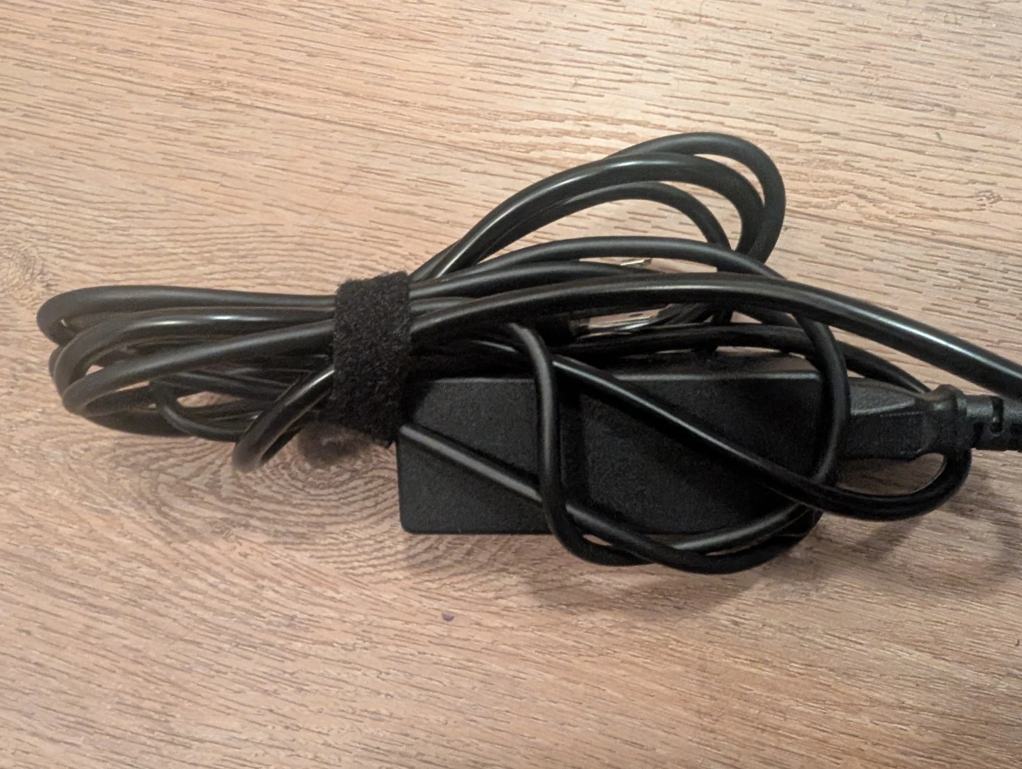 Parts/DIY Laptop - HP - i5 - SSD (Keyboard Key Defect) - photo 4