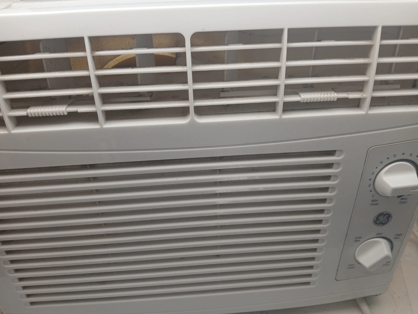 GE Air Conditioner Model AHTC05AAQ1