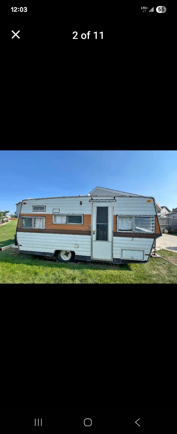 1973 Travelaire 17' travel trailer