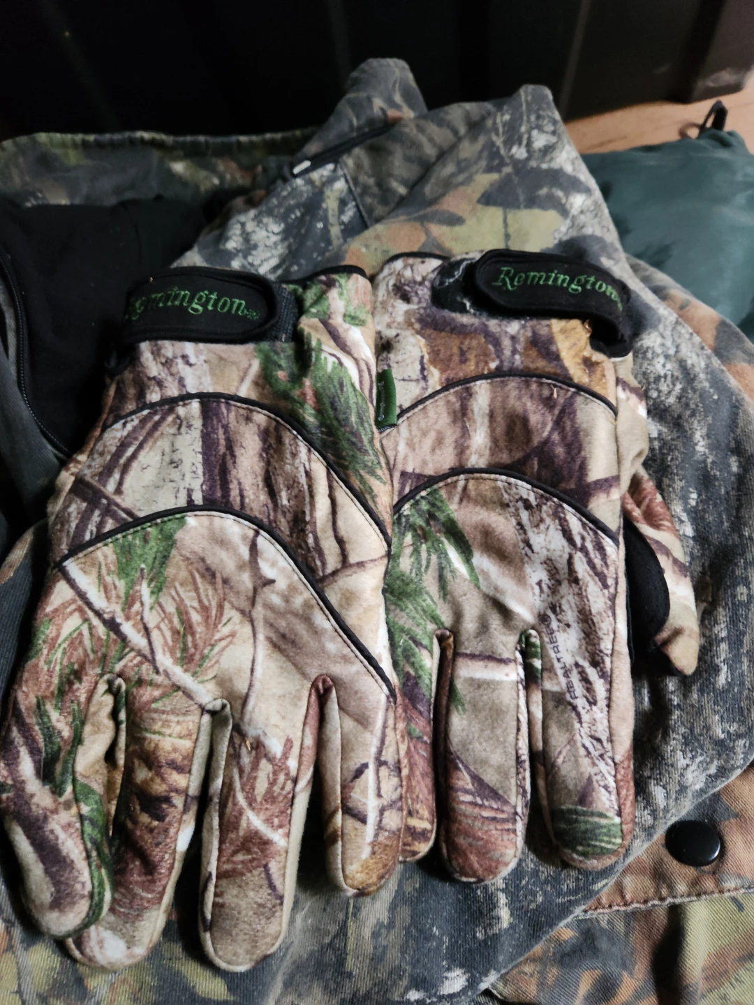 Remington Realtree Camo Hunting Gloves