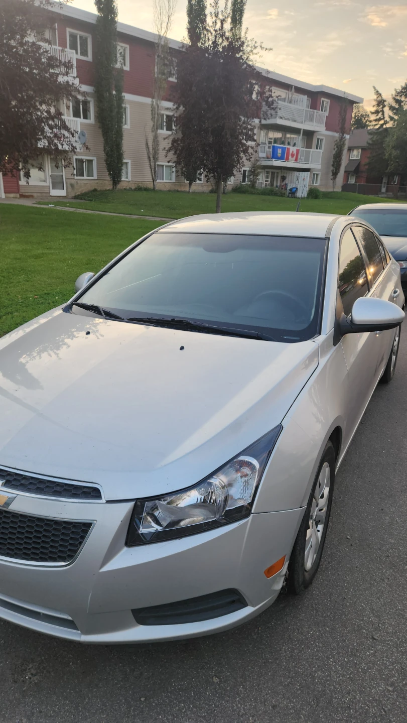 2012 Chevrolet Cruze LT - photo 2