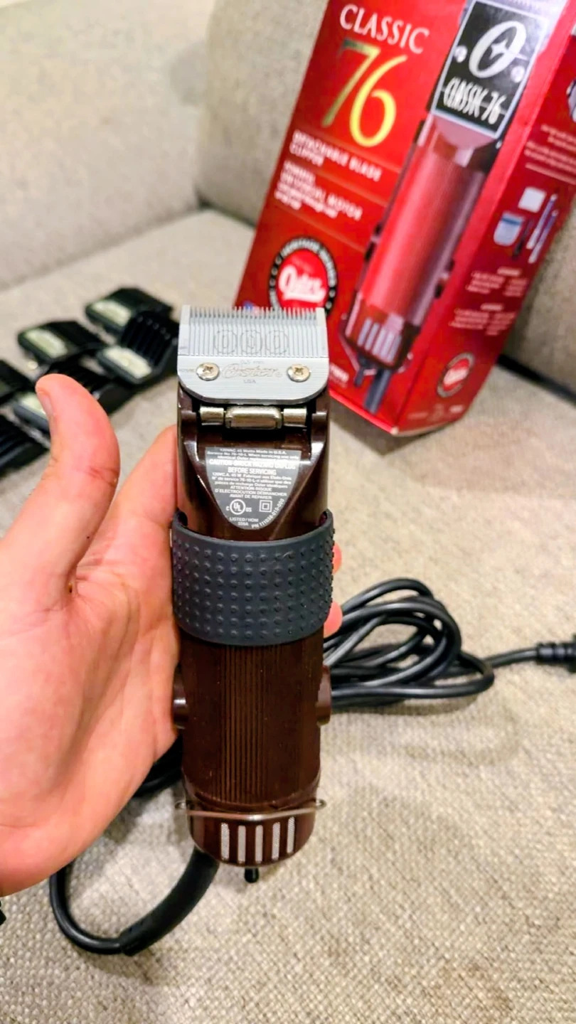 Oster Classic 76 Professional Hair Clipper + 7 FREE Andis Guards - photo 2
