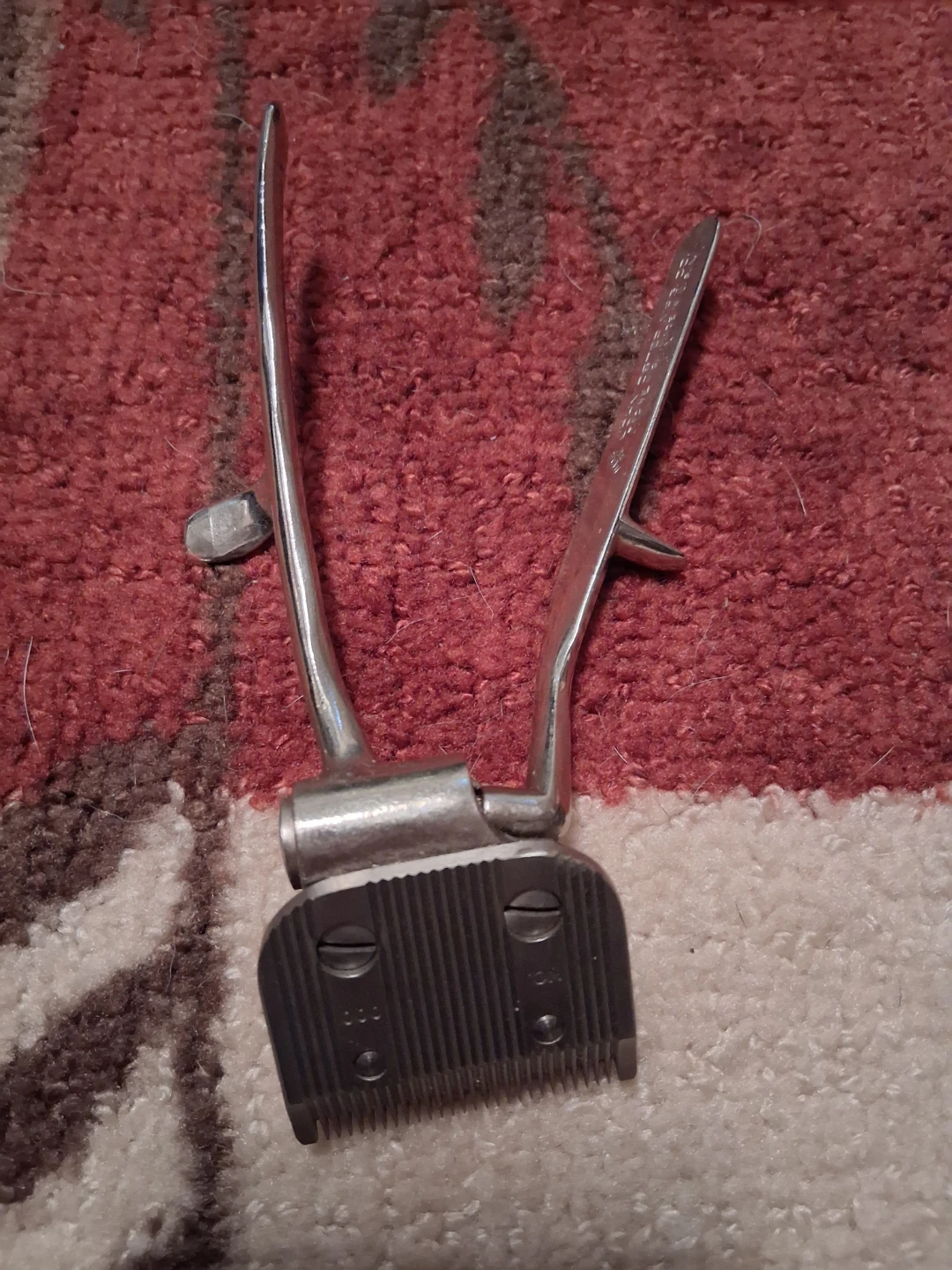 Vintage Oster Model 110 Hair Clippers - photo 3