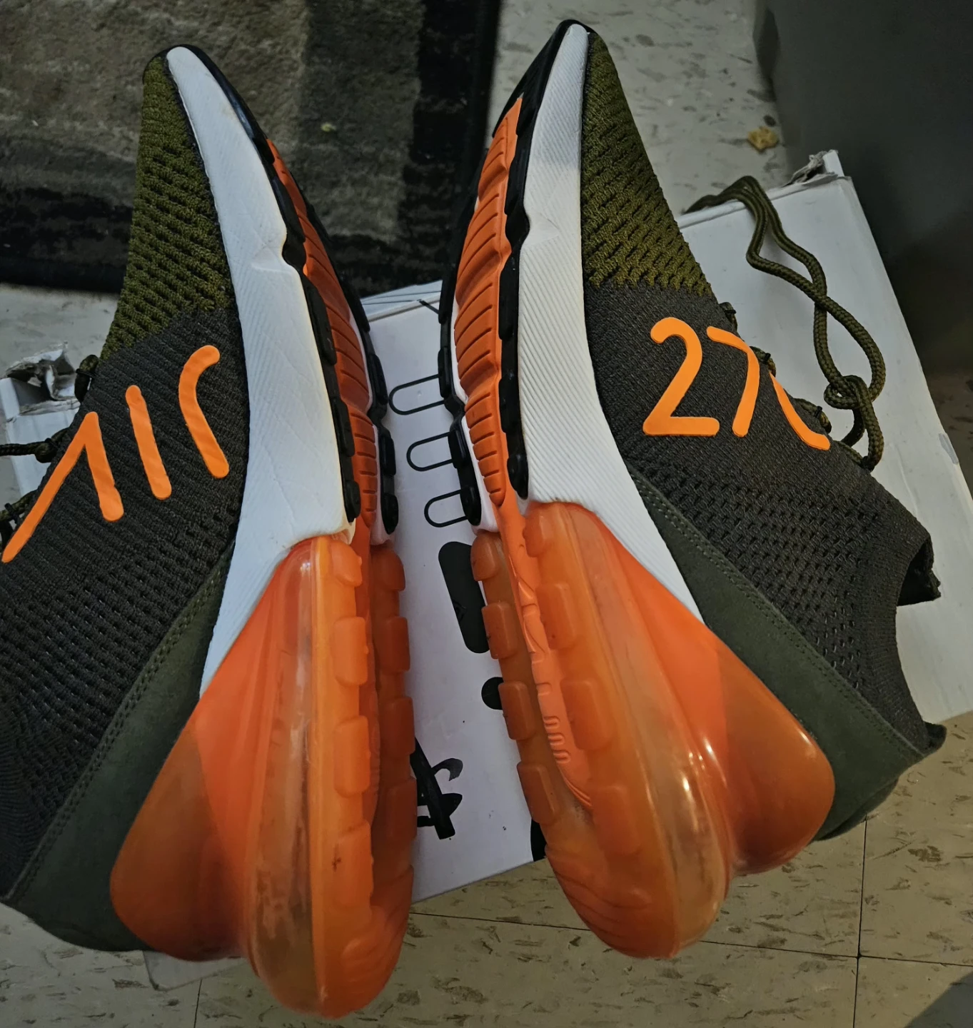 Nike Air Max 270 Sneakers Olive and Orange - photo 2