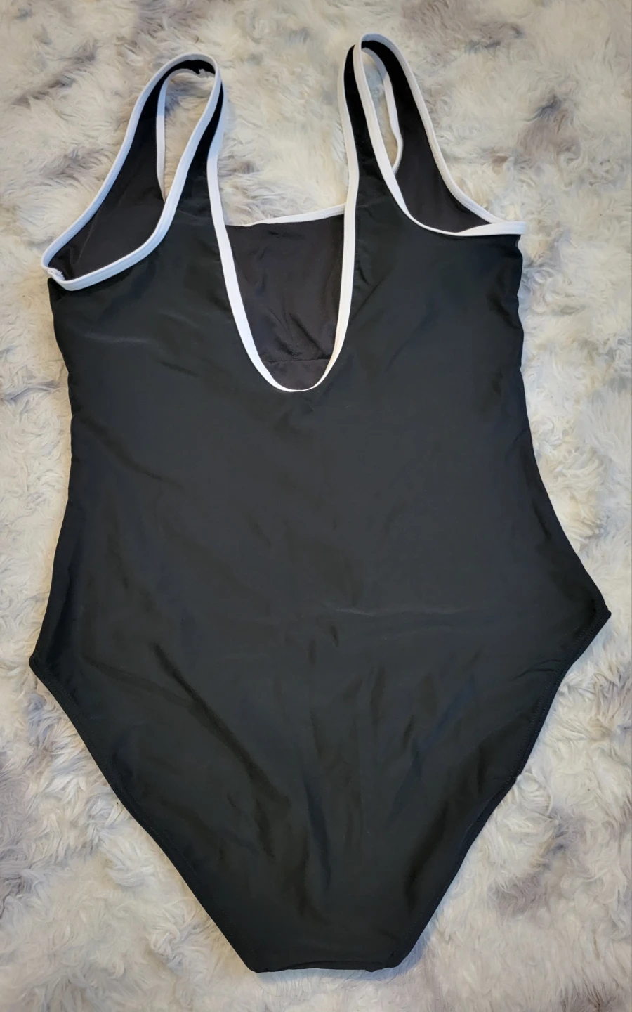 New black and white scoop neck one-piece swimsuit - photo 5
