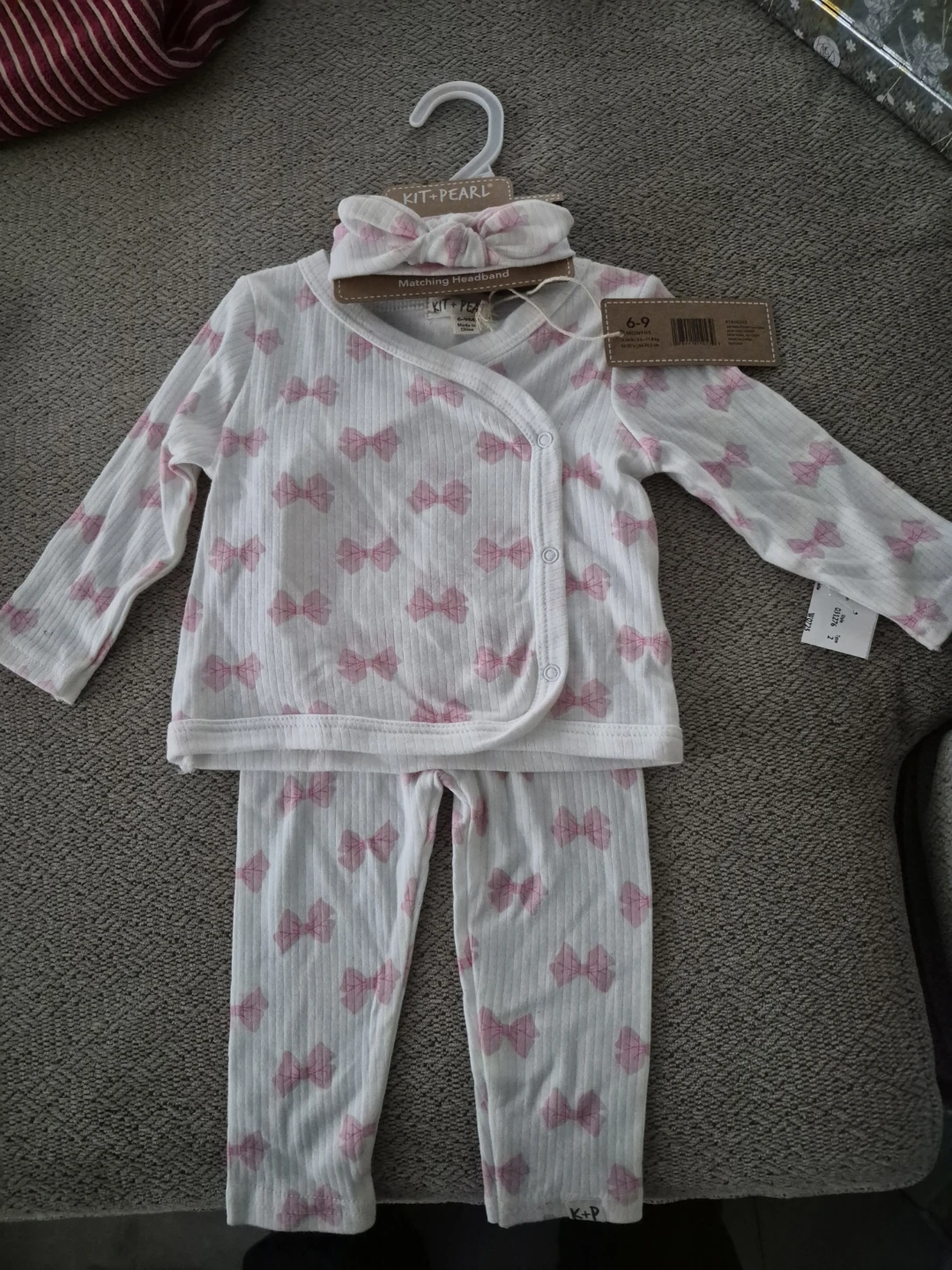 🏈🏉Kit+Pearl Baby Outfit 6-9 Months *new with tags*