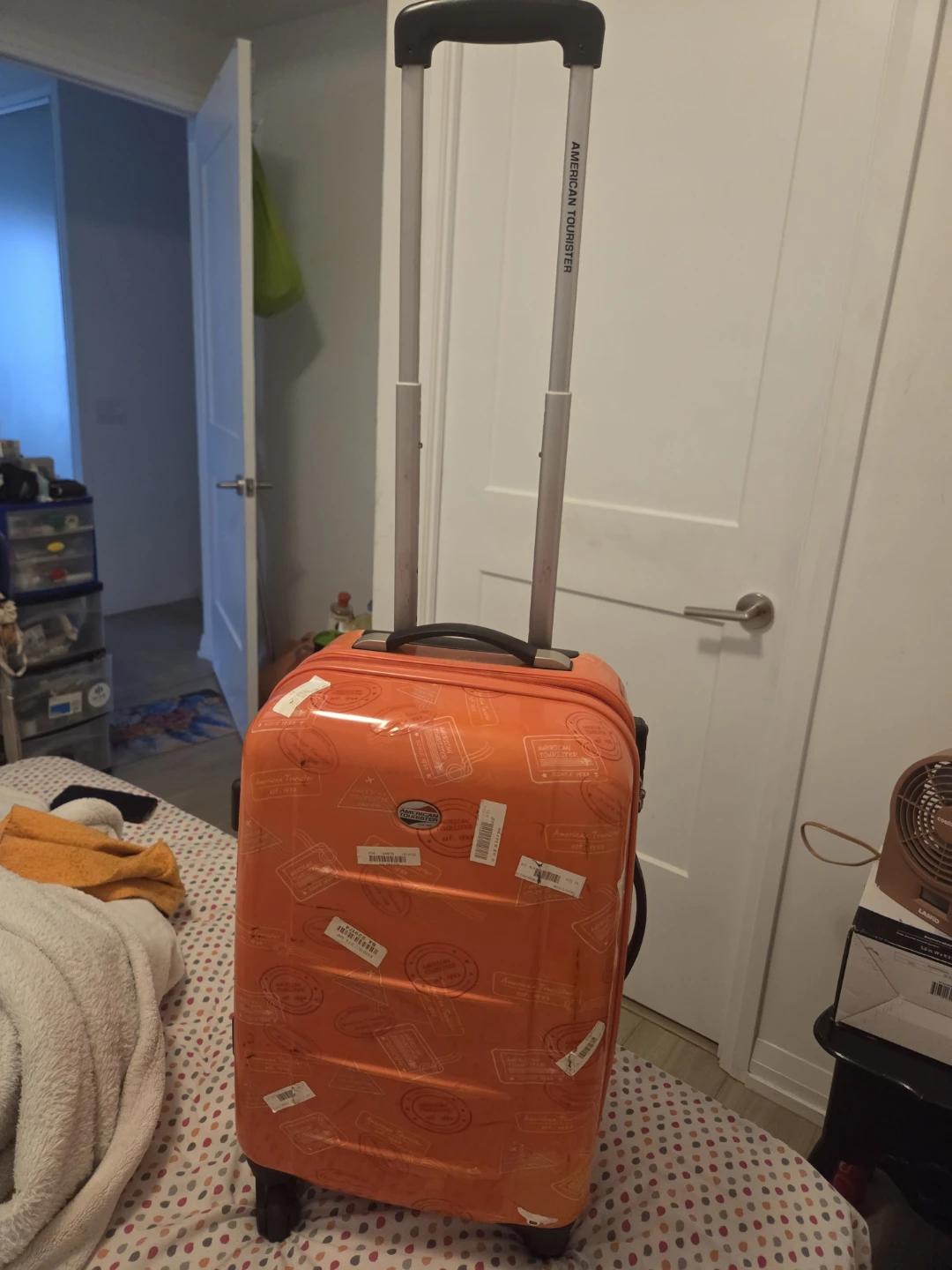 American Tourister Orange Luggage - photo 5