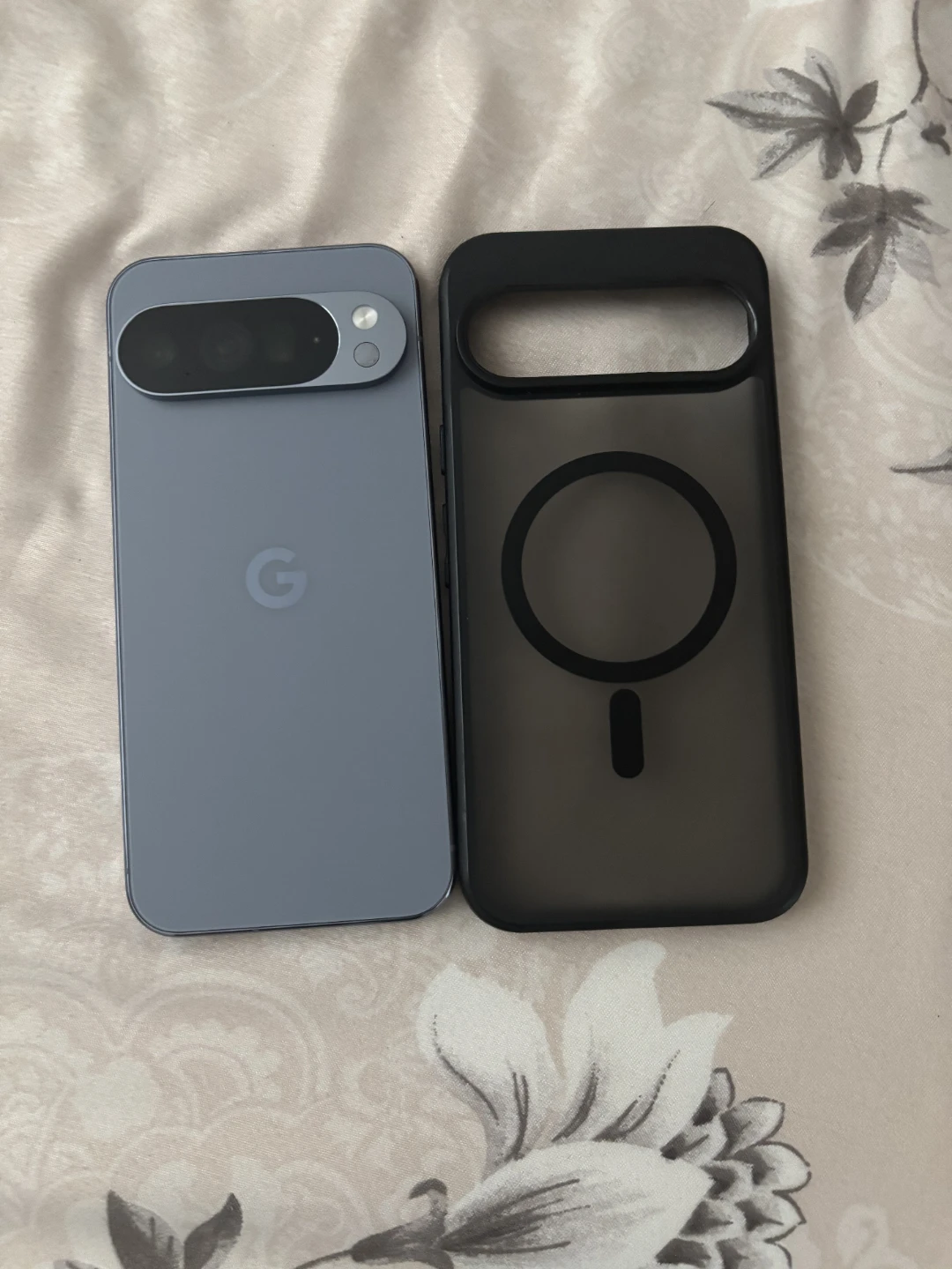 Google Pixel 10 Pro XL 256GB Unlocked- Moonstone