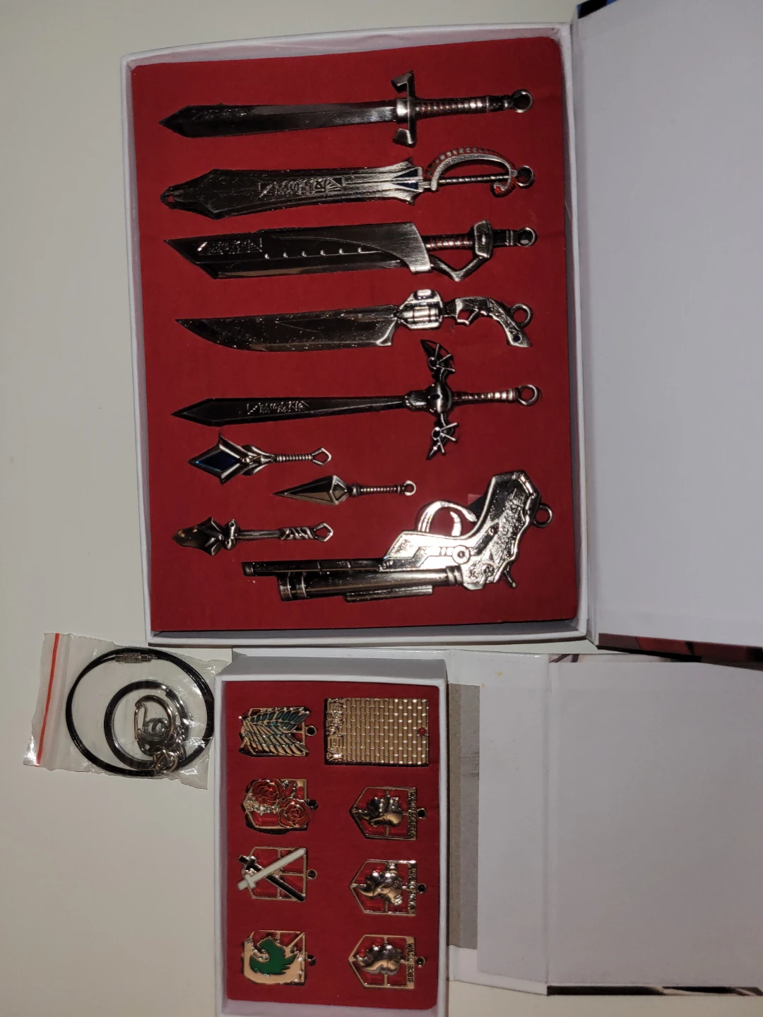Anime Merch (Attack on Titan, Sailor Moon, etc) - photo 5