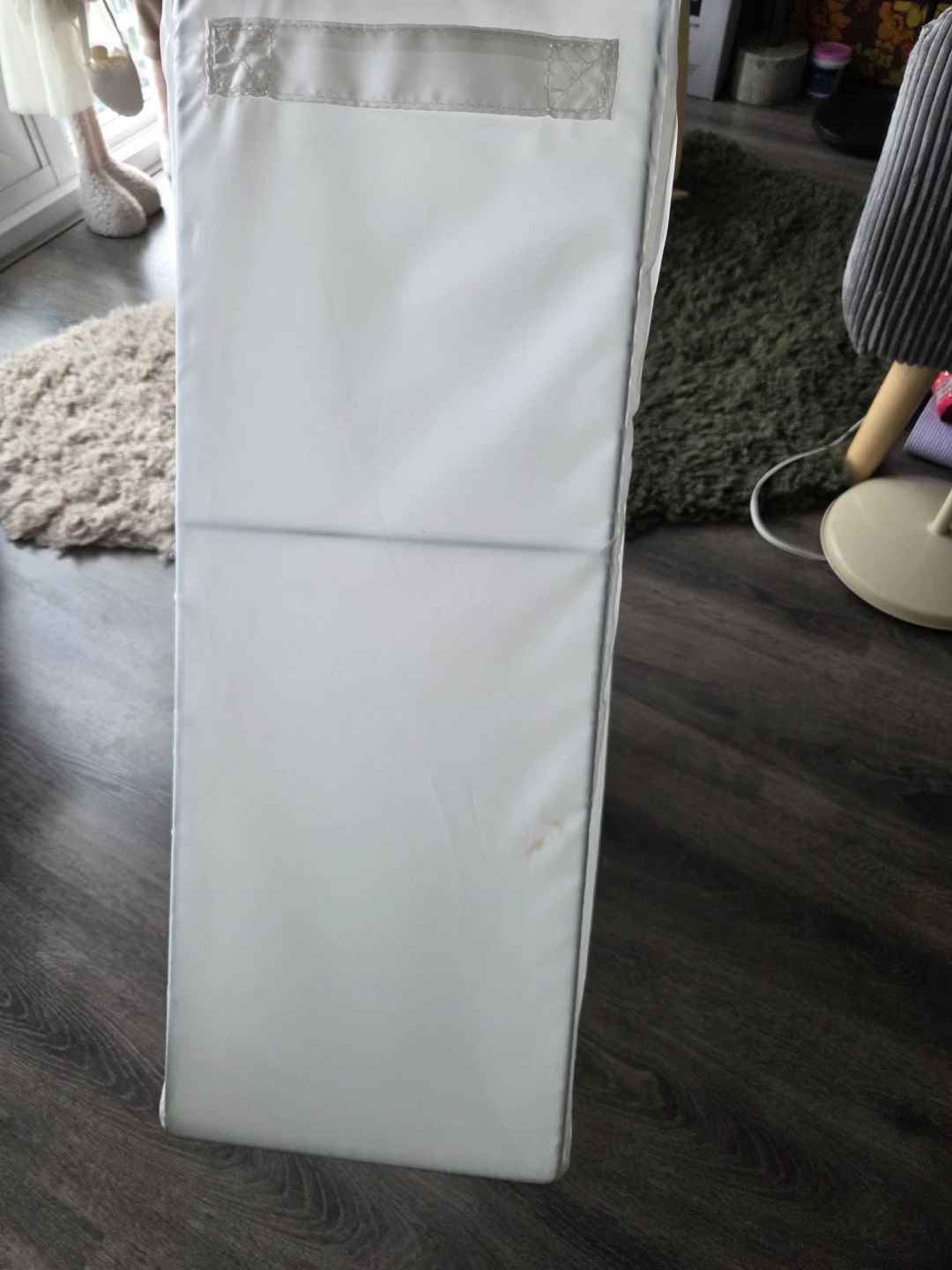 White fabric laundry hamper - photo 4