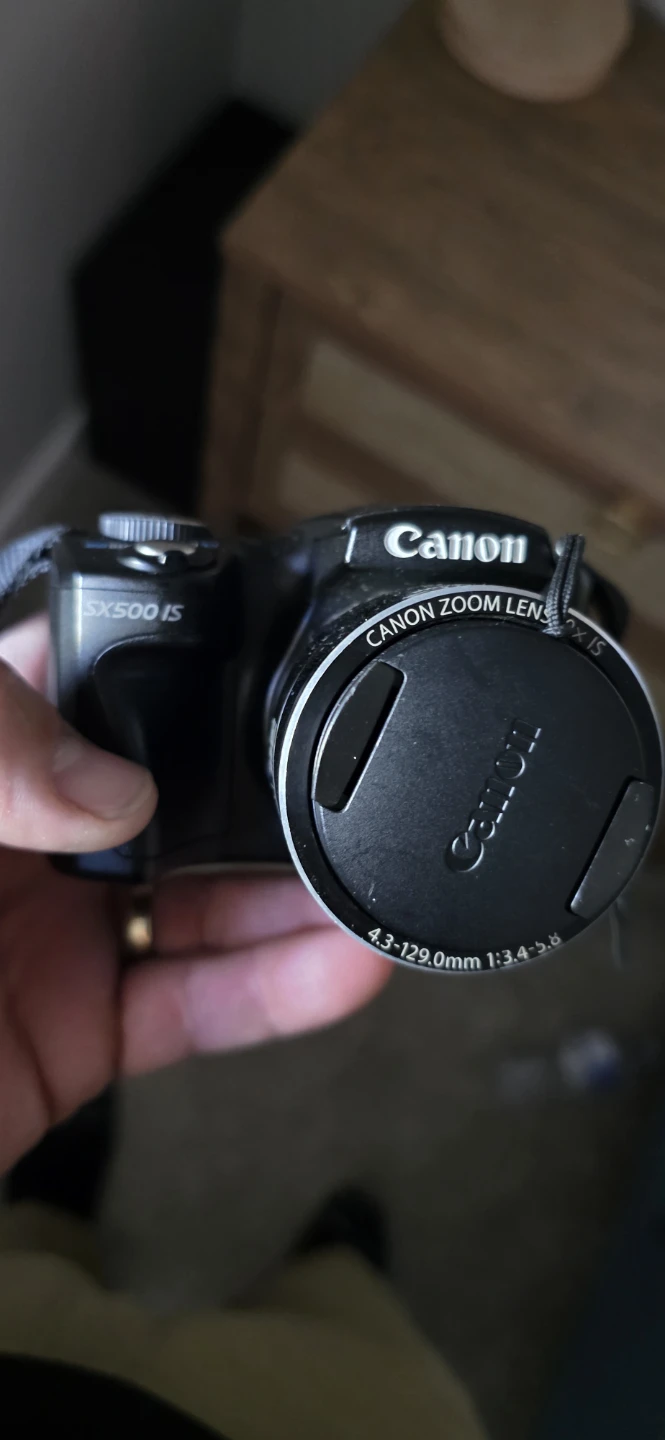Canon PowerShot SX500 IS 30x Optical Zoom Camera