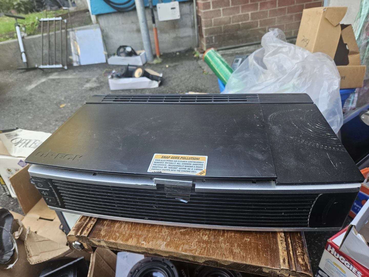 Oreck Electronic Air Cleaner - photo 2