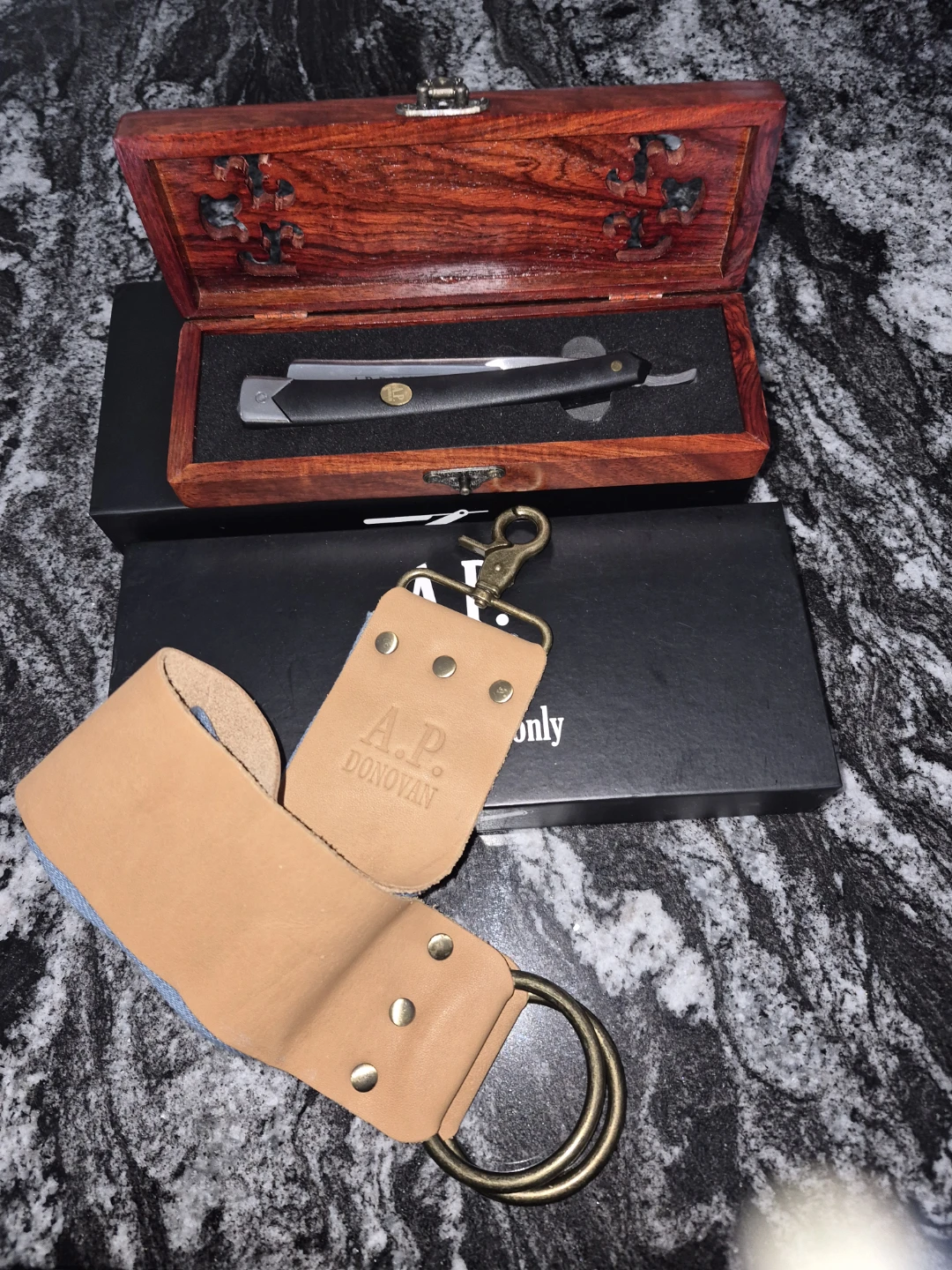 A.P. Donovan Dali Straight Razor Starter Set - photo 3