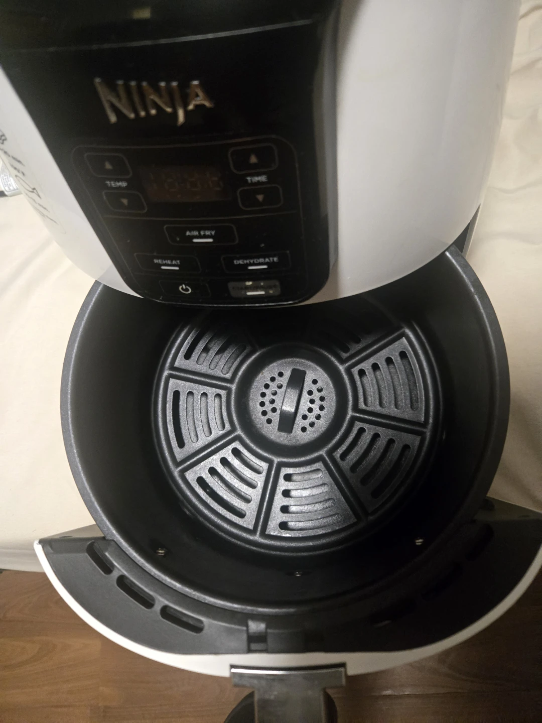 Ninja Air Fryer - photo 4
