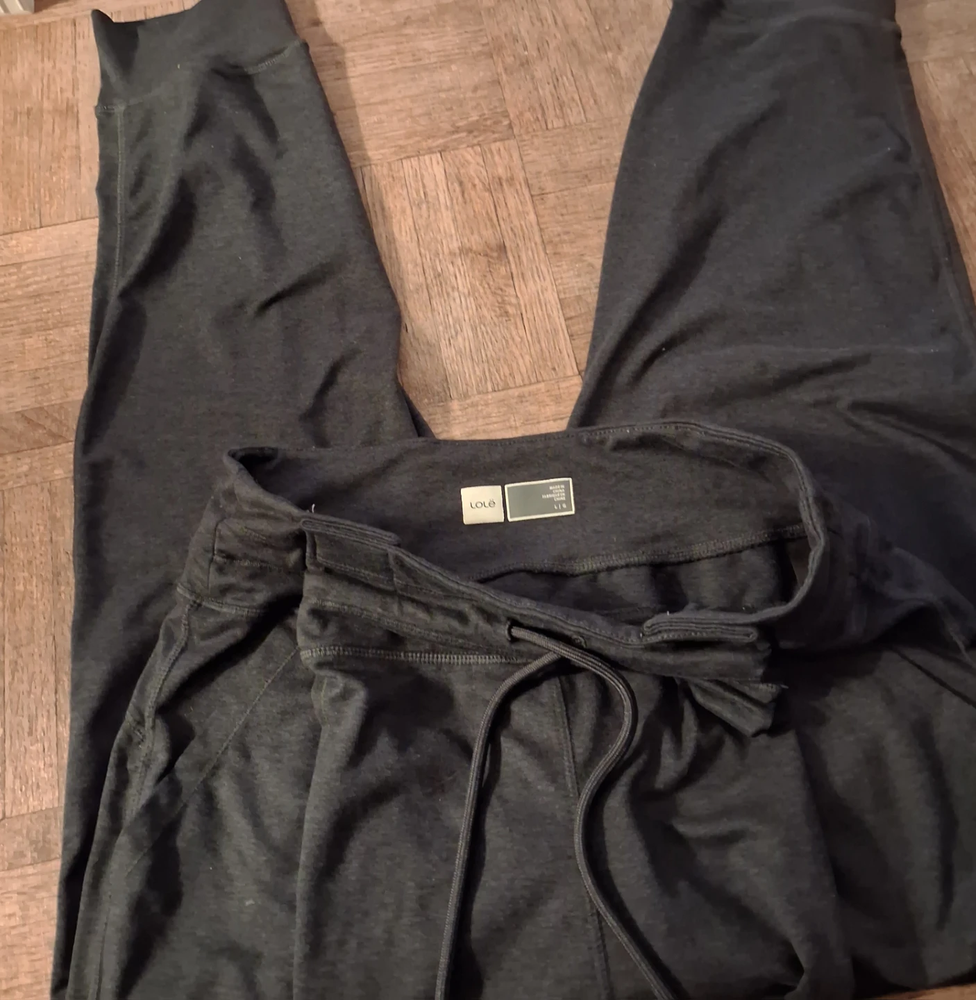 Lolë Joggers Large