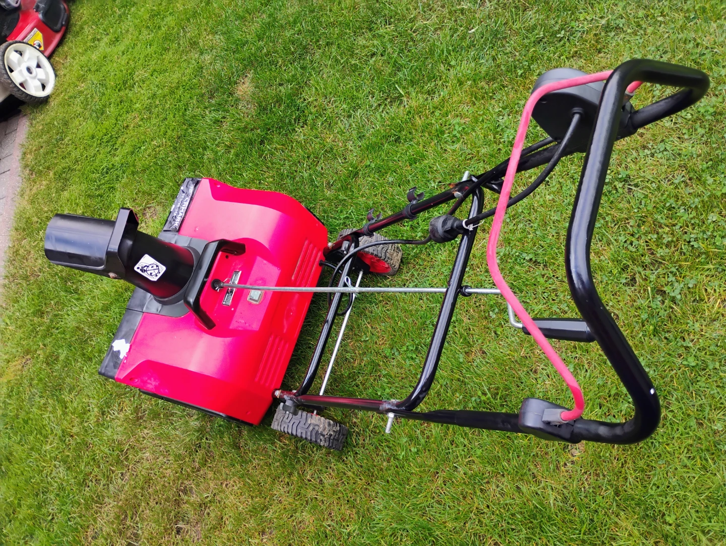 Benchmark 22" Electric Snowblower - photo 5