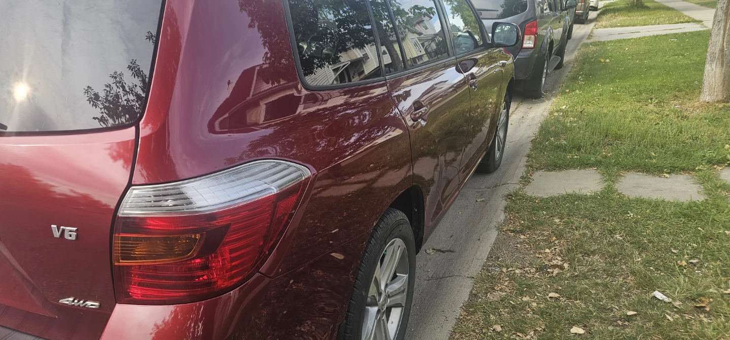 Red Toyota Highlander Sport V6 AWD SUV