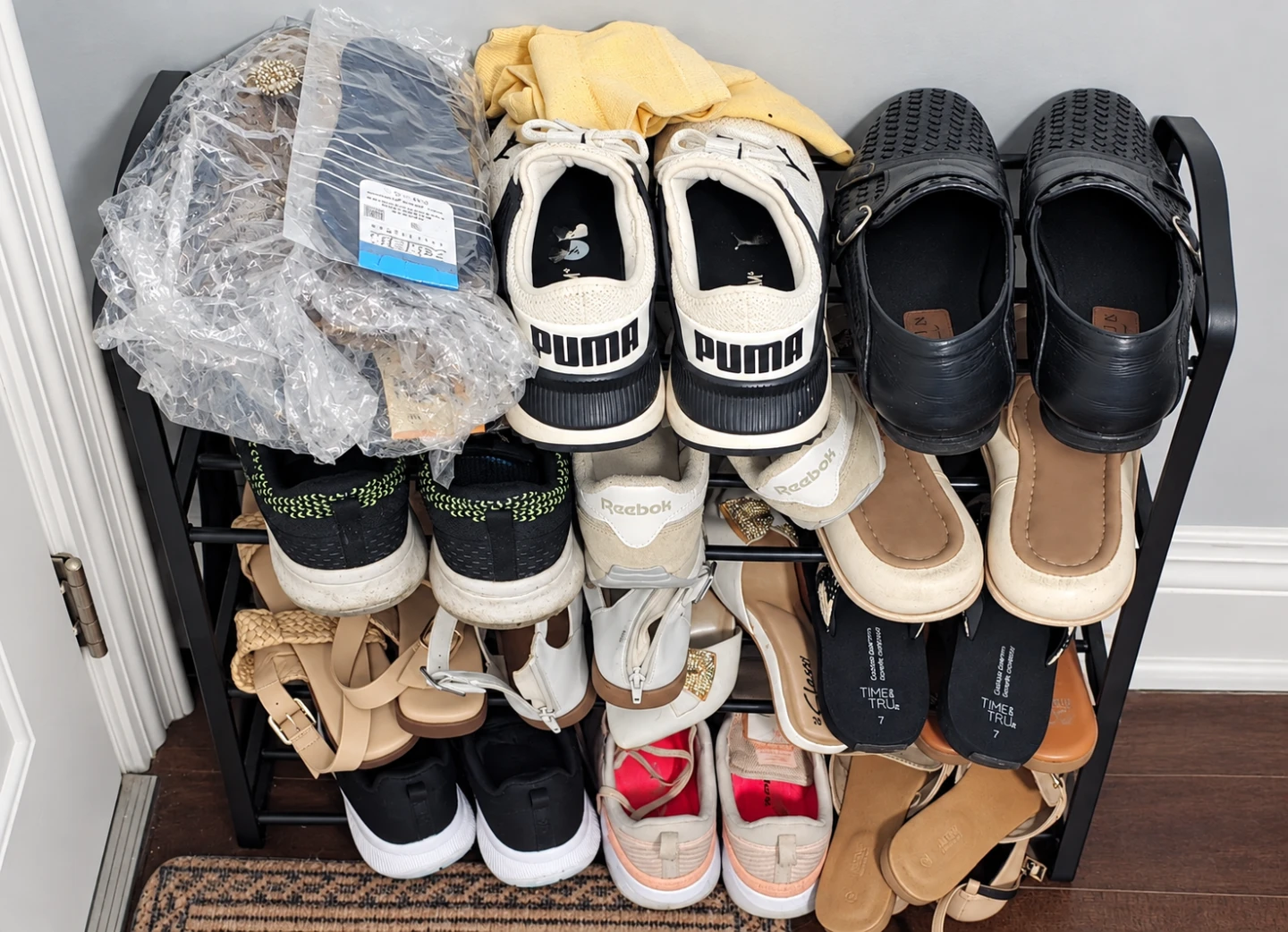 4-Tier Black Metal Shoe Rack - photo 2