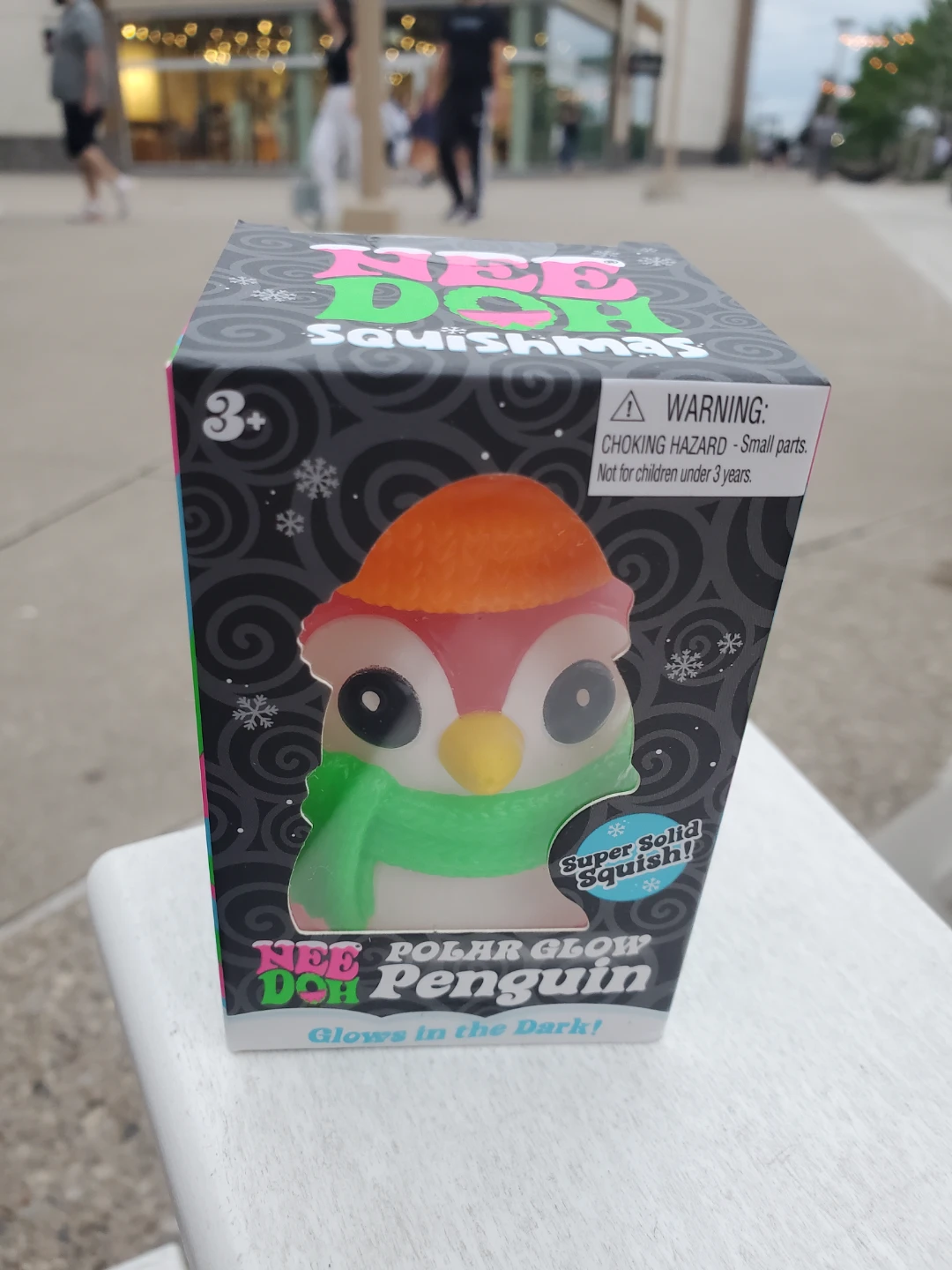 NEE DOH POLAR GLOW PENGUIN SQUISHMAS EDITION