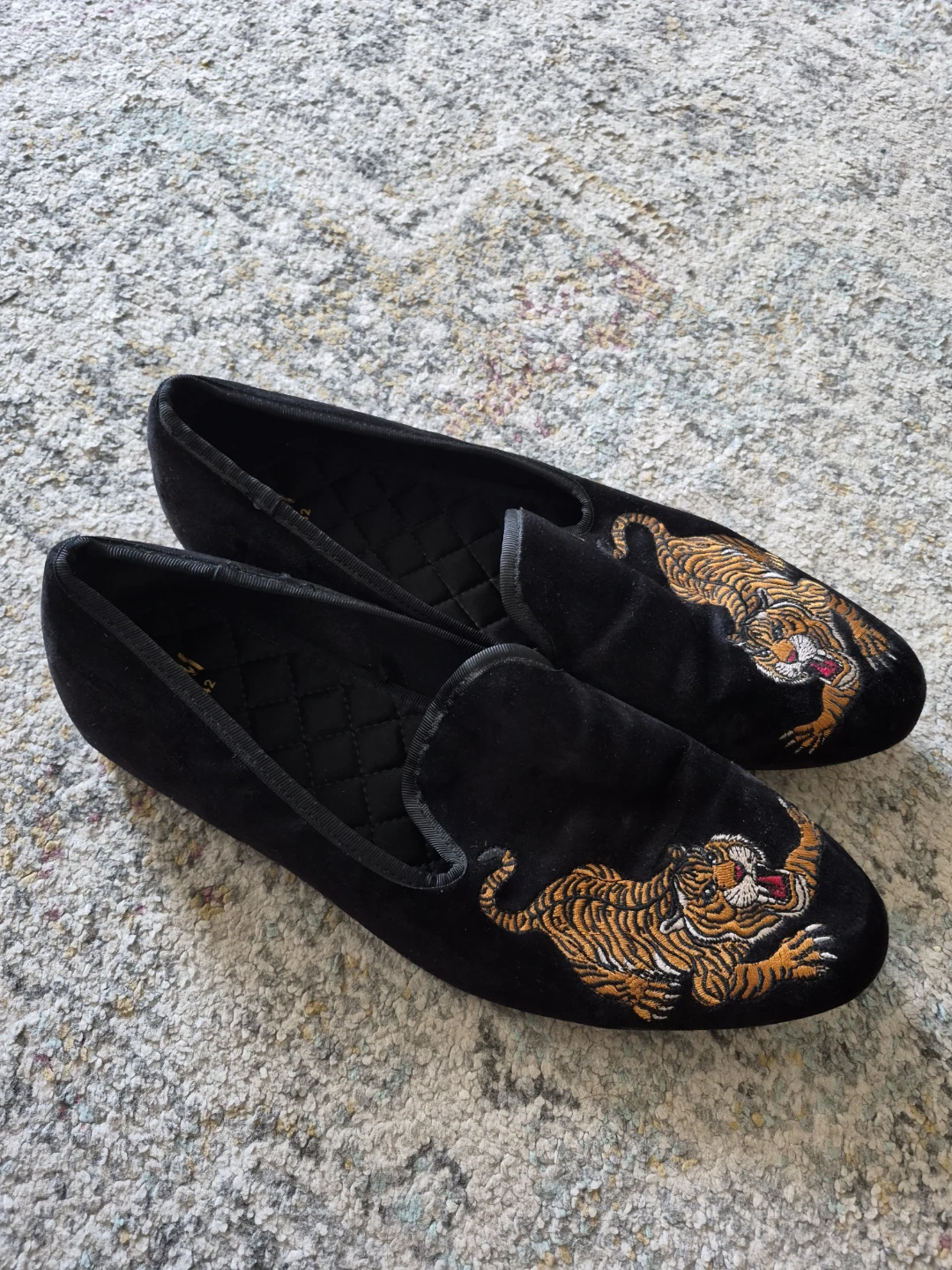 H&M Tiger Embroidered Velvet Loafers