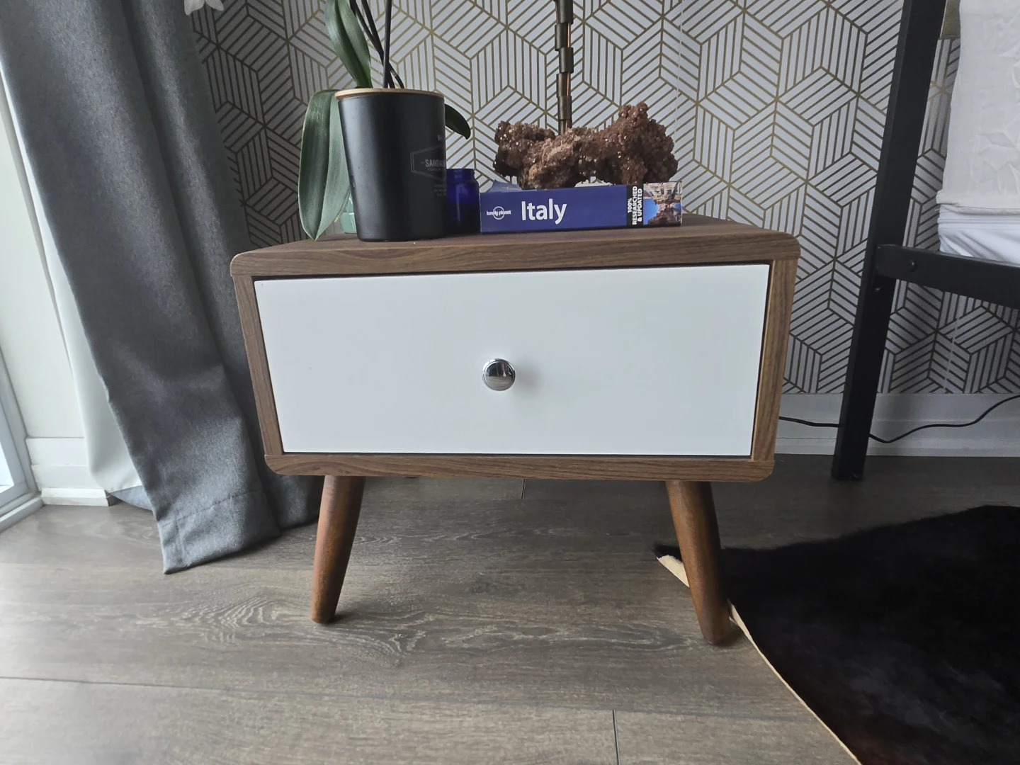 Mid-Century Modern Nightstand with Drawer