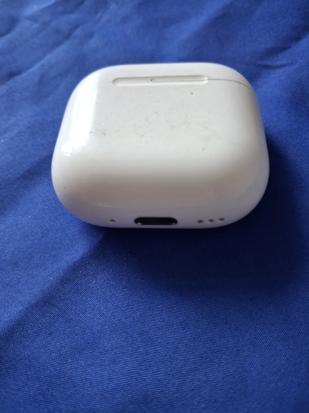Apple AirPods 4th Generation with ANC - photo 4