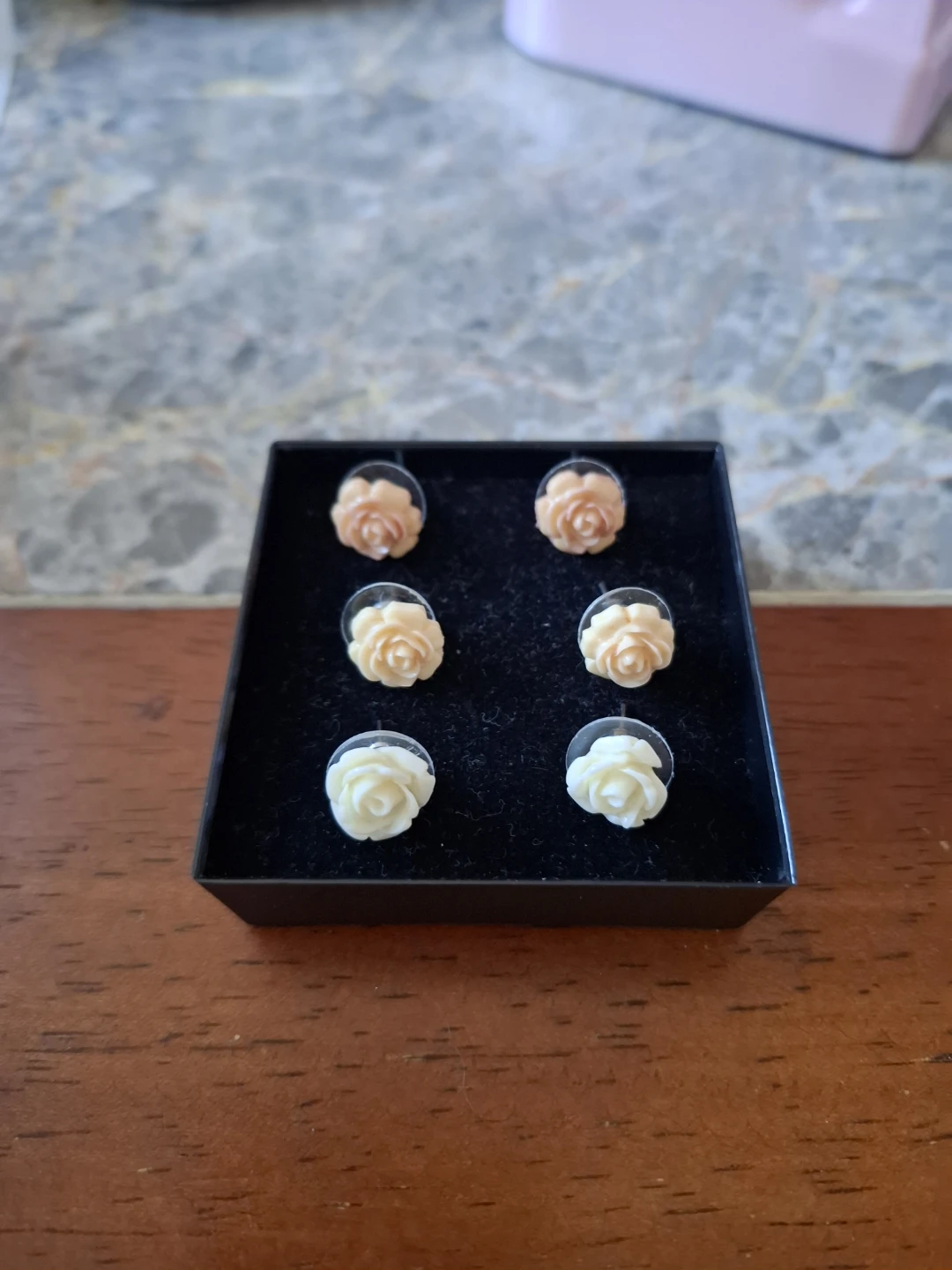 Rose earrings