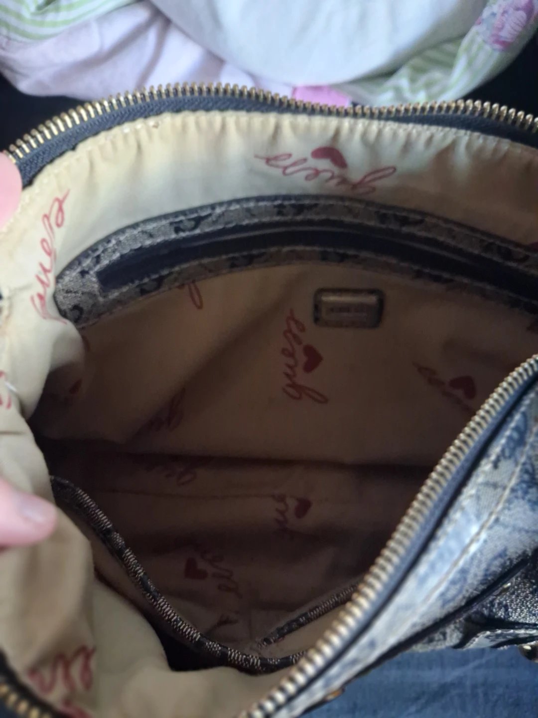 Guess Handbag good quality - photo 2