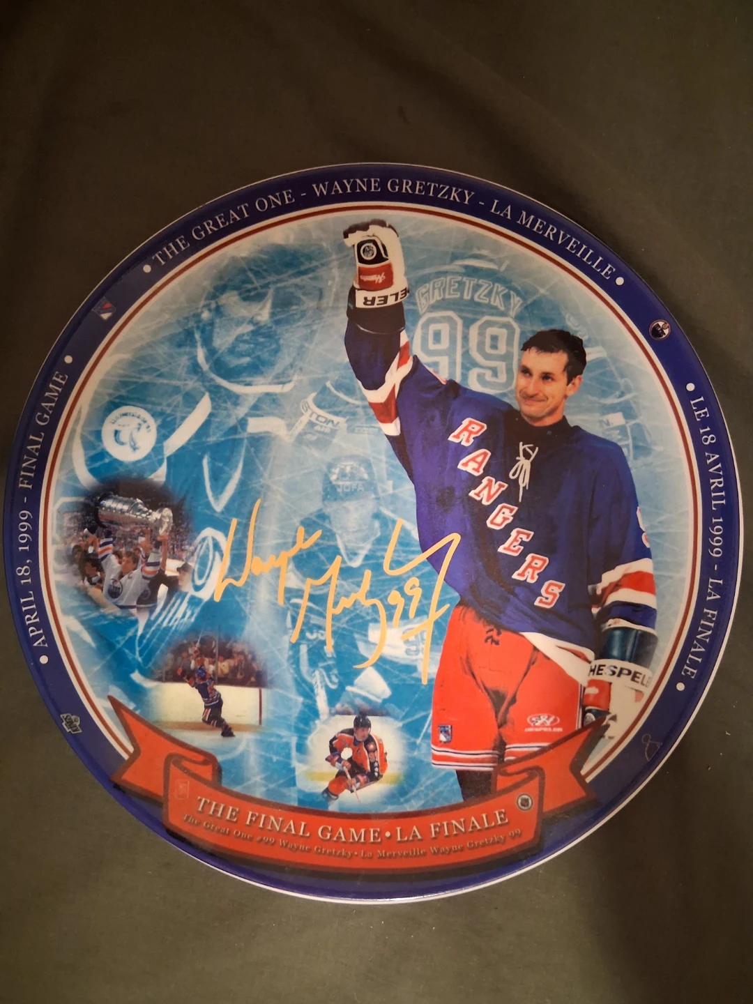Wayne Gretzky Final Game Commemorative Plate