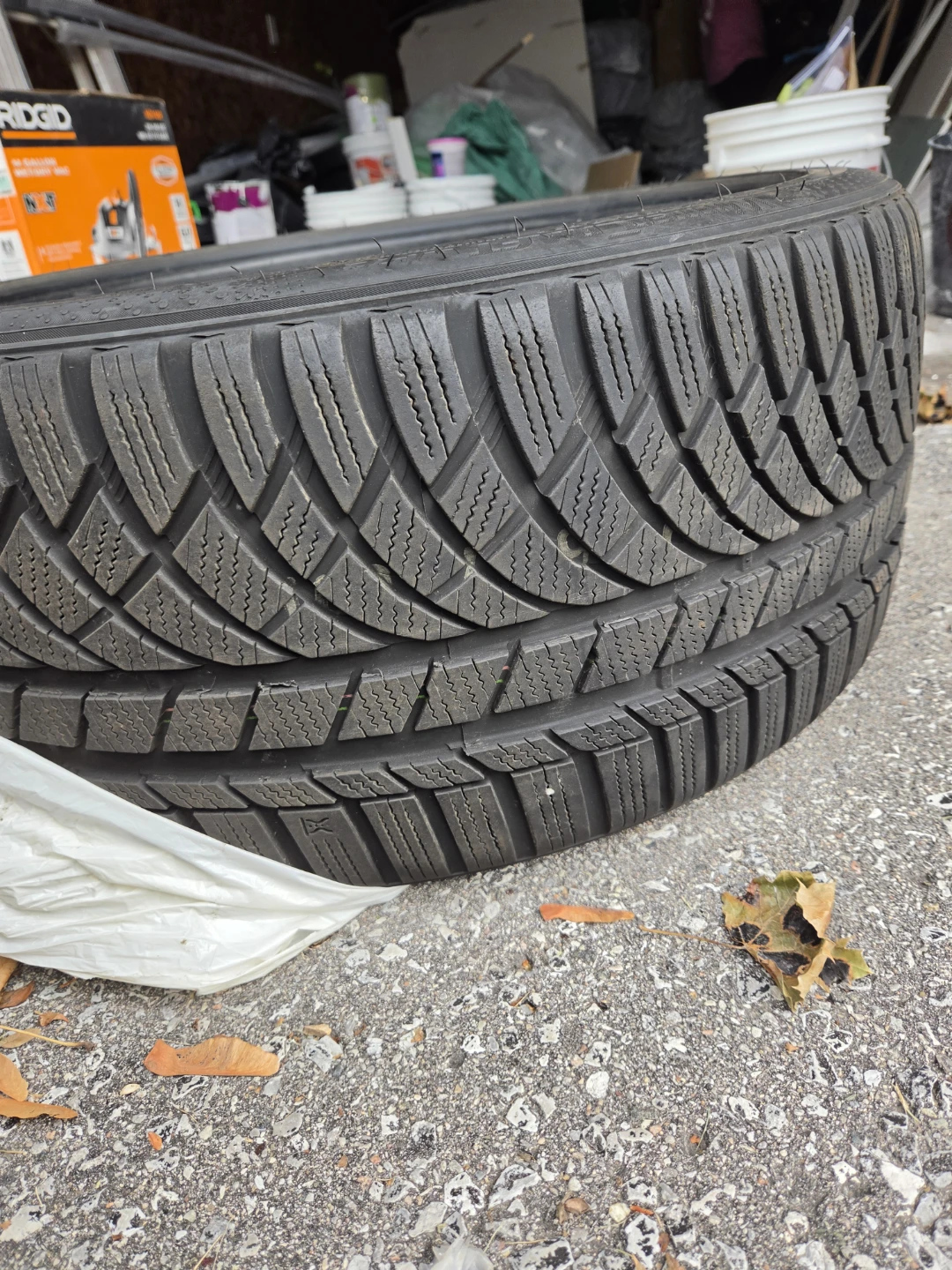 Wintercraft WP72 Tire - 255/35R19 96V 4 Tires - photo 3