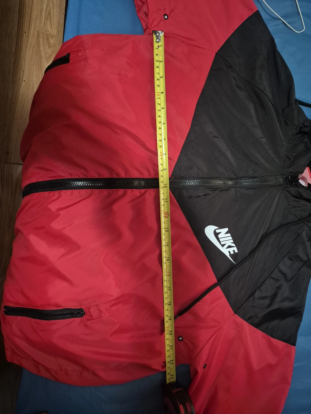 Nike Windbreaker fits Xl New