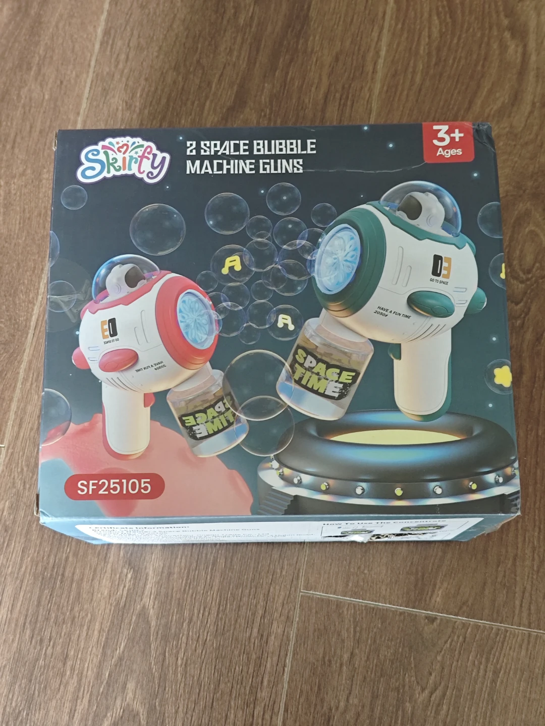 Skirty Space Bubble Machine Gun (Red)