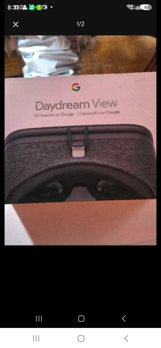 Daydream view vr headset