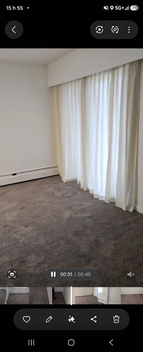 2-Bedroom, 1-Bathroom Apartment - photo 3