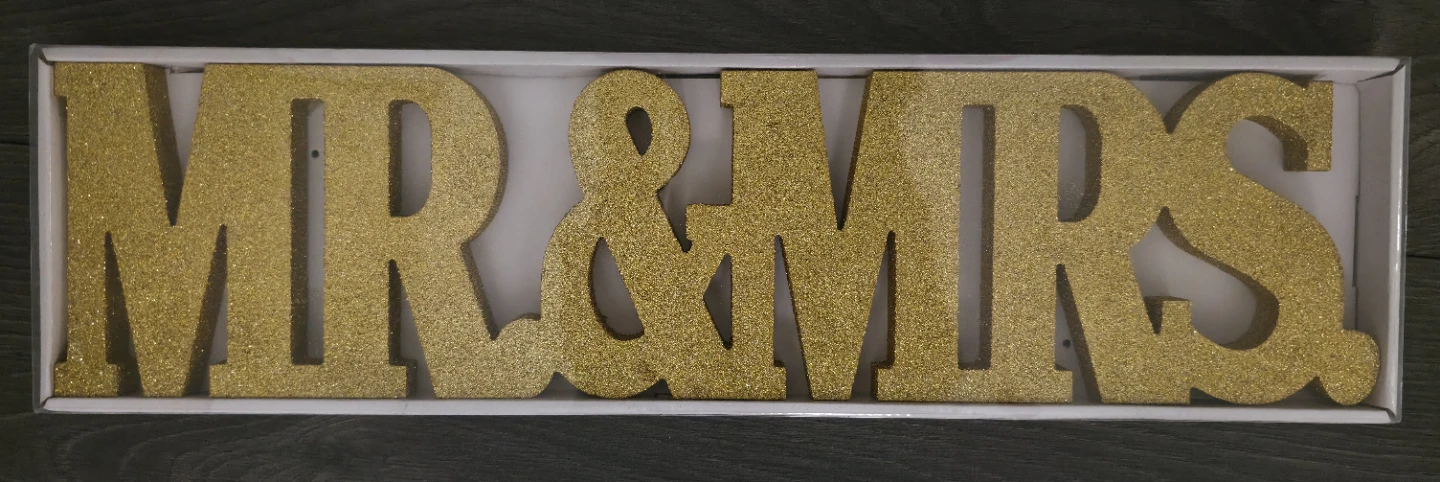 Gold Glitter "MR & MRS" Wedding Sign