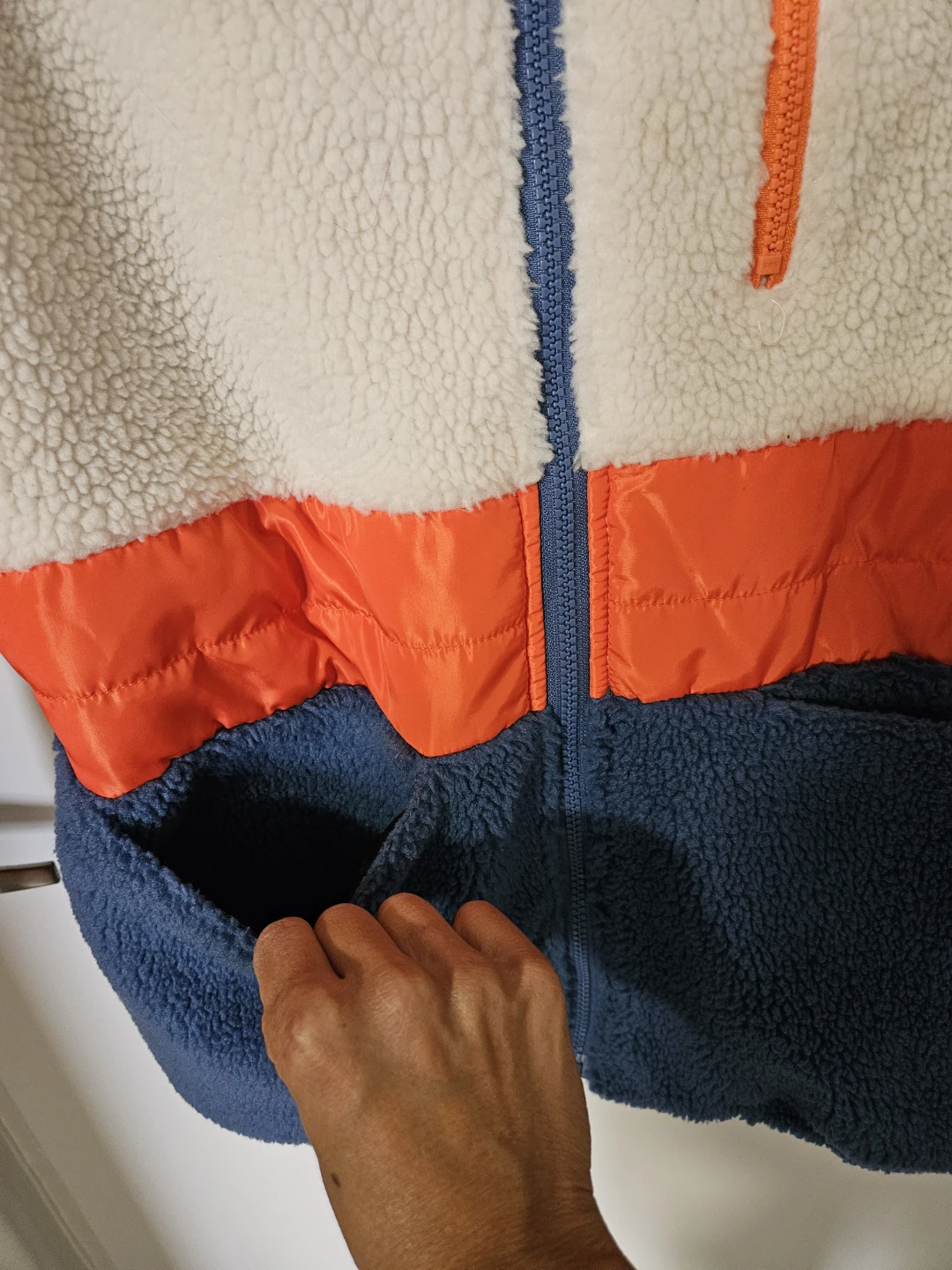 Colourblock Fleece Hooded Jacket - photo 5