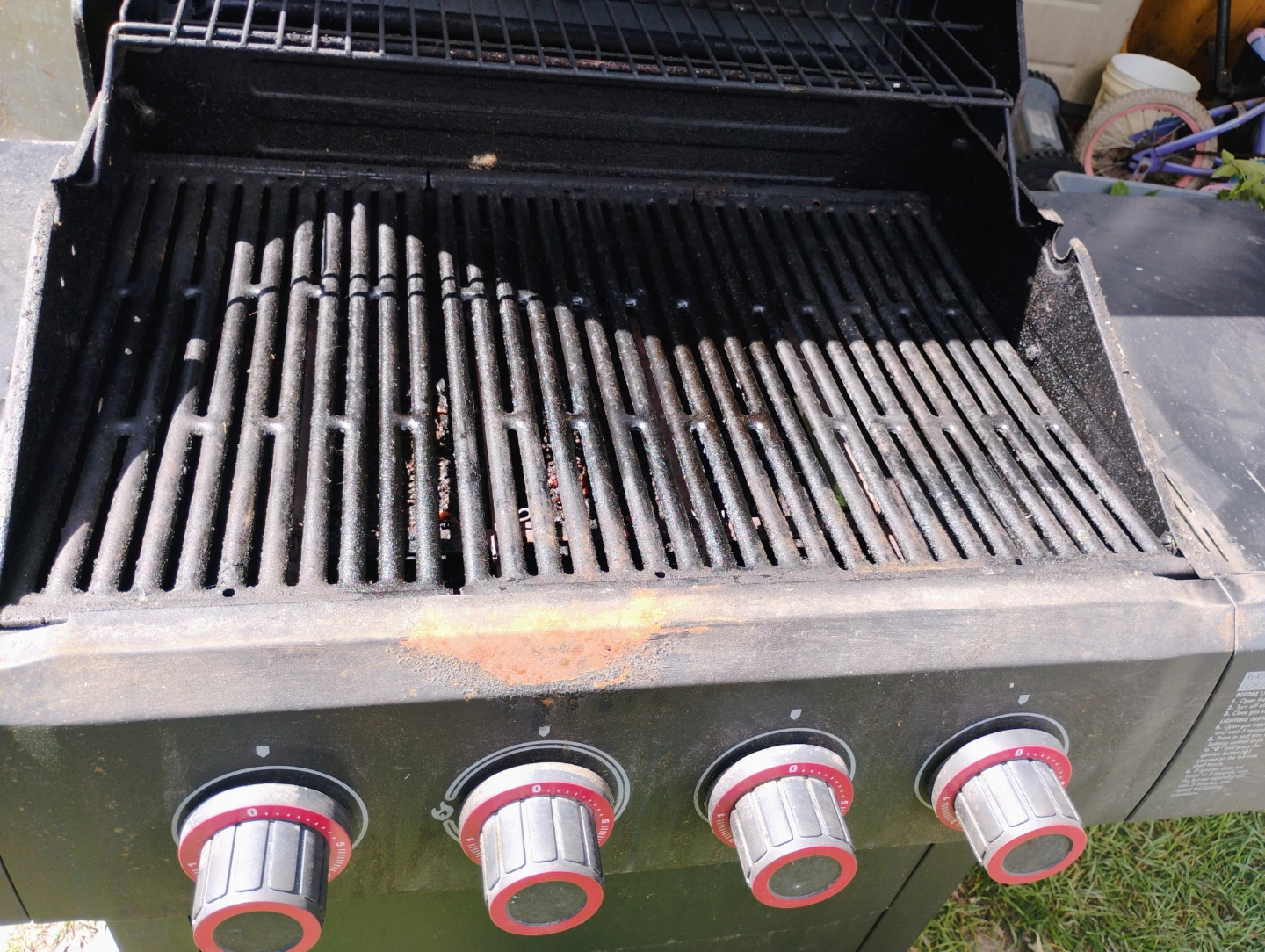 Master Chef 4-Burner Propane BBQ - photo 5